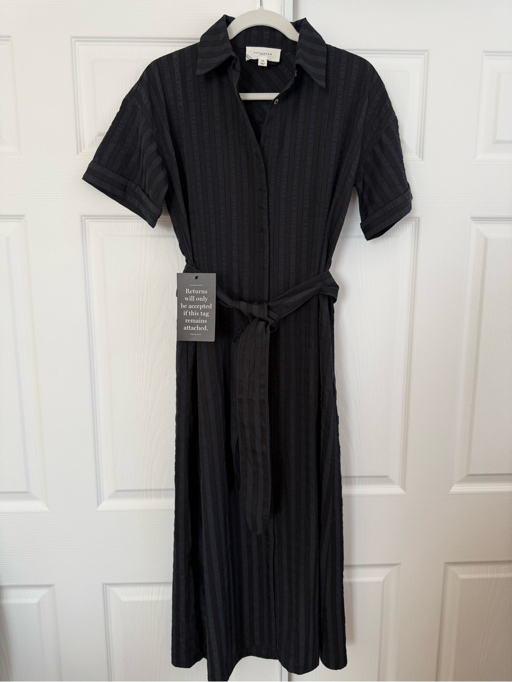 POMANDER PLACE
Black Windowpane Seersucker Zacara Dress Size XS NWOT